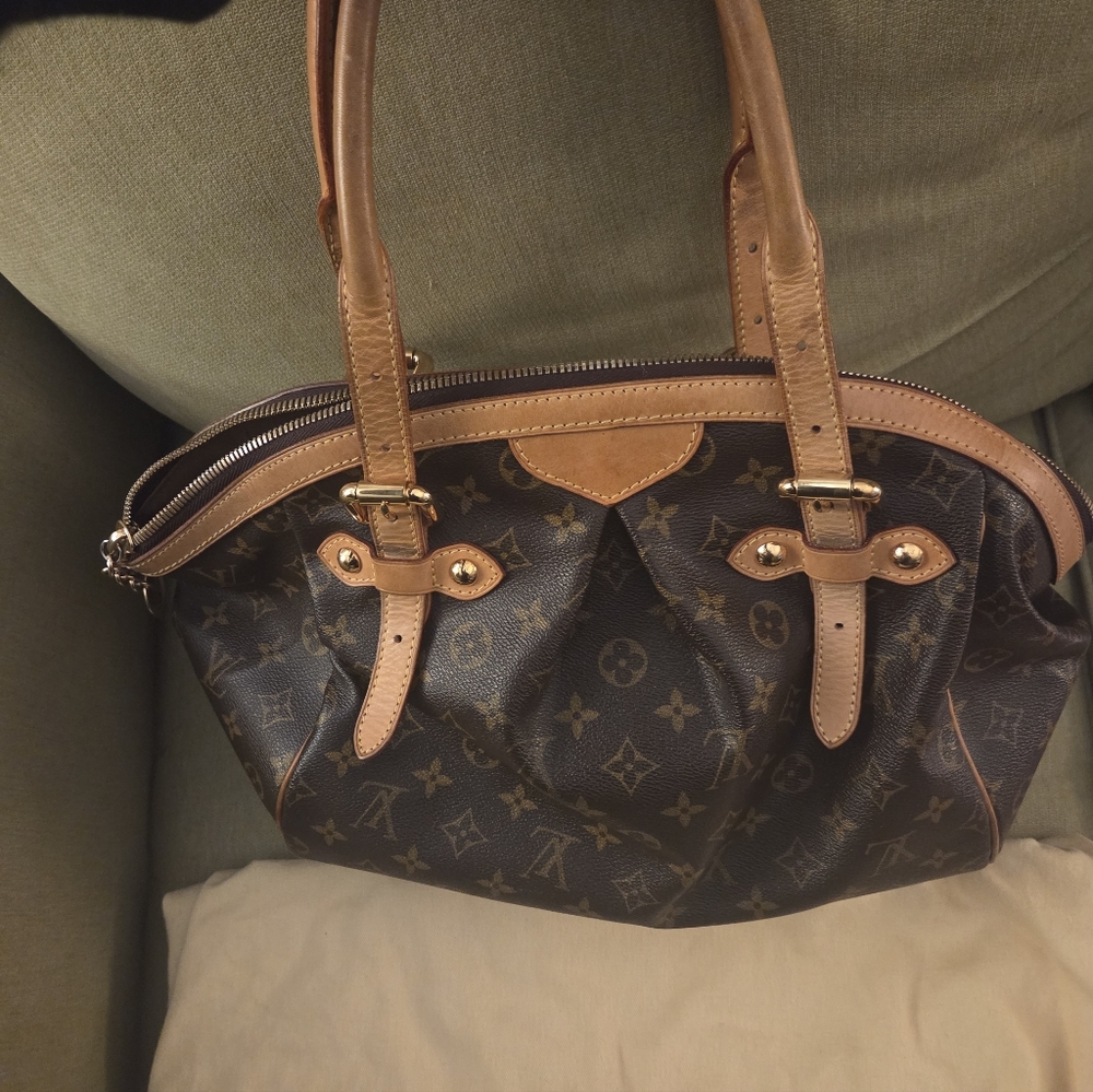 LOUIS VUITTON Monogram Tivoli GM - Picture 10 of 11